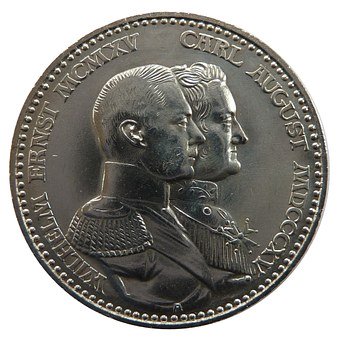 347493