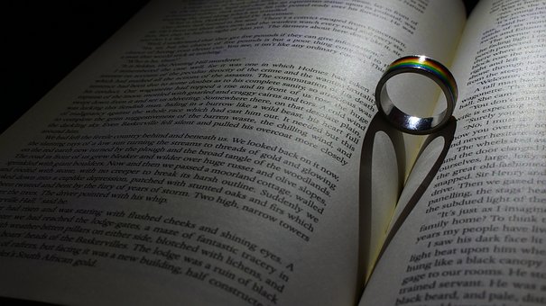 32304