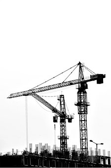 250528