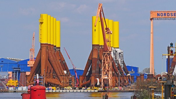 233086