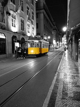 219353