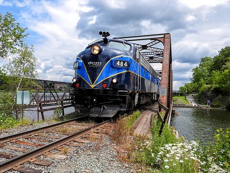 342992