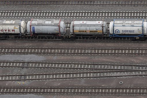 212858