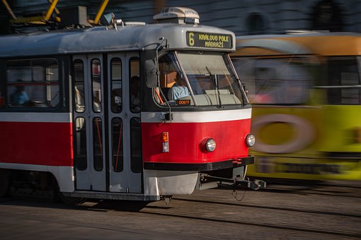 43563