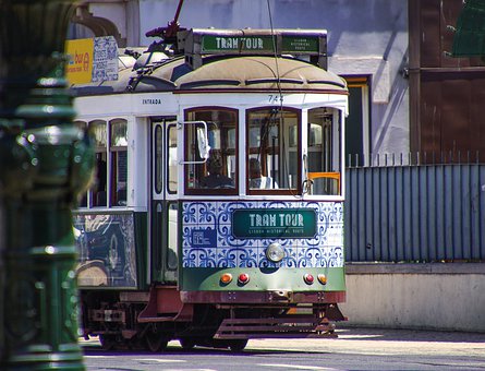 212002