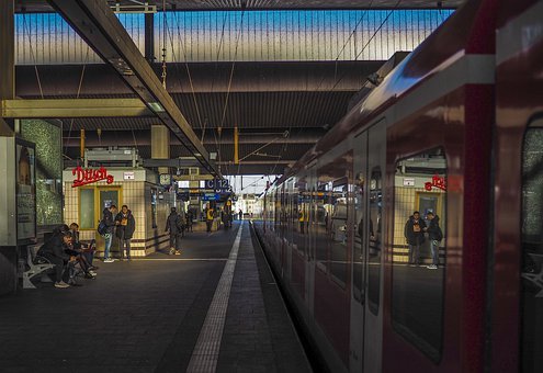 329728