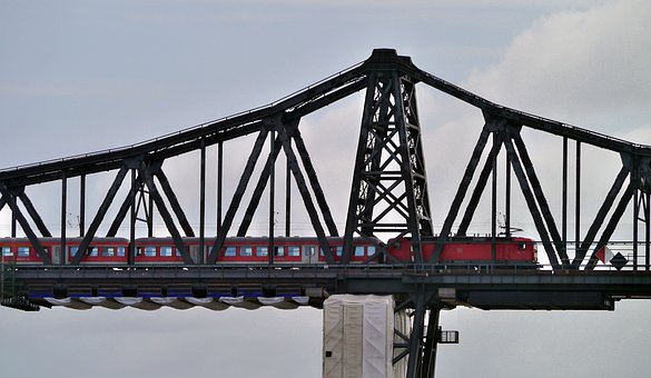 295888