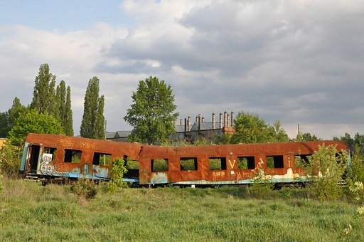 61702