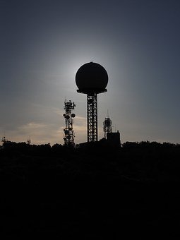307625