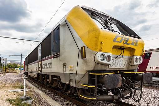 51147