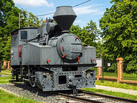 159744