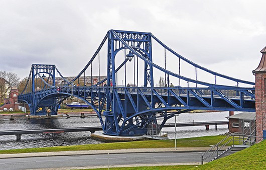 51796