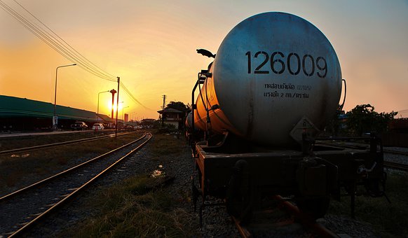 136627