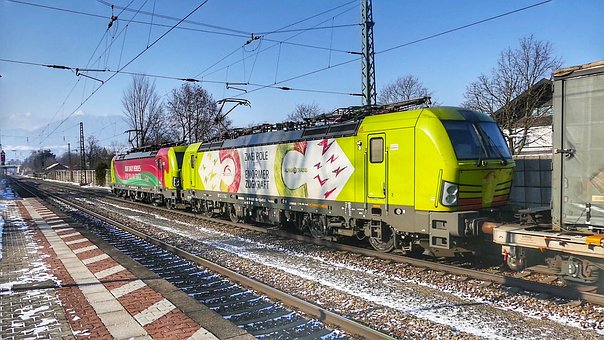 296684
