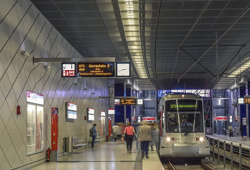 32502