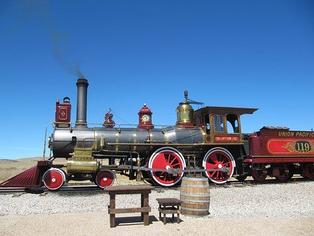 321022