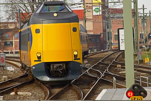 251165