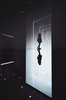 218773