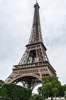 84679