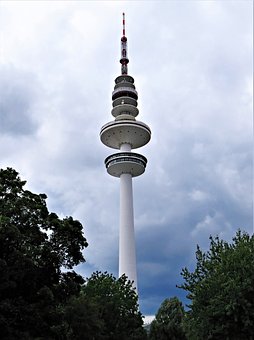 307932