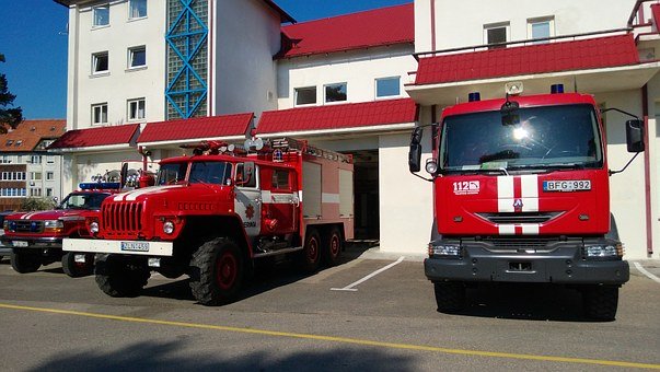 84008