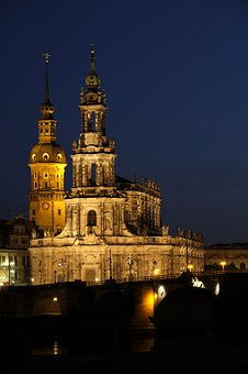181543