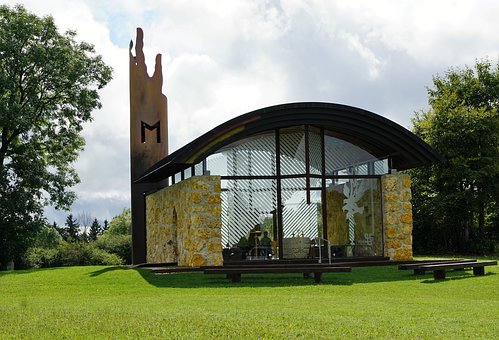 316585