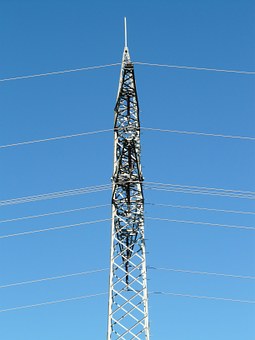 307824
