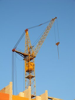 302111