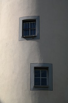 111624