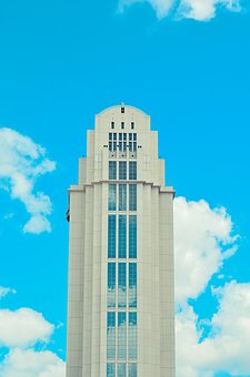 179110