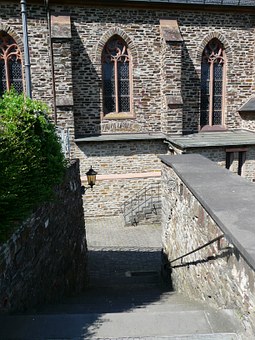 146902