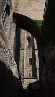 174706