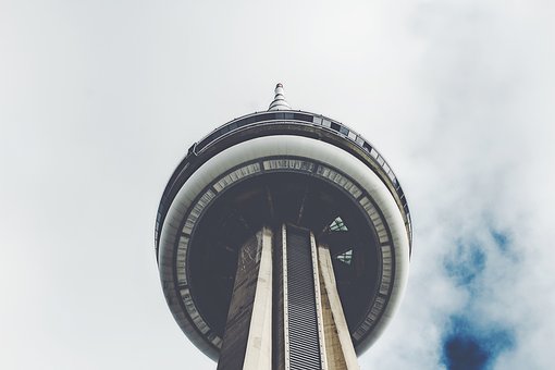 143976