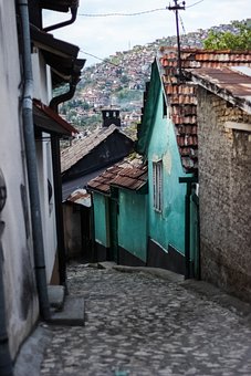 61363