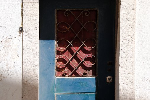319484