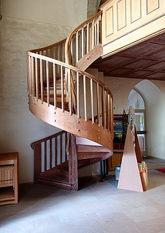 163348