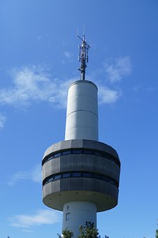 81084