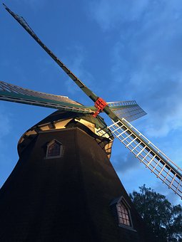 47040