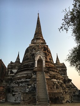 153741