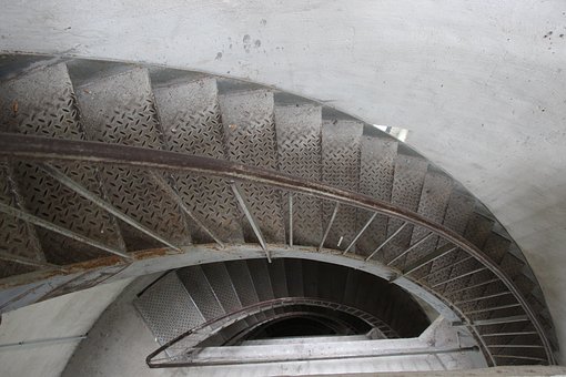 184053