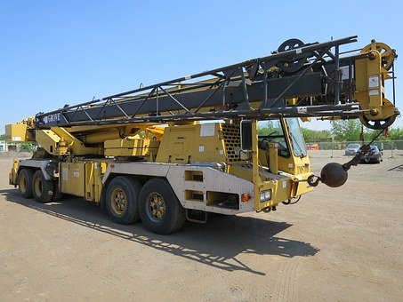146811