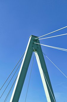 308427
