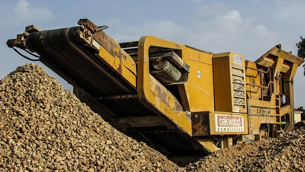 261306