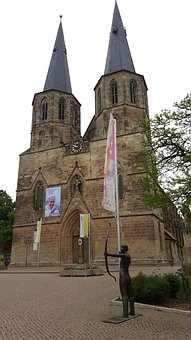 188629