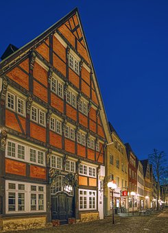 114541