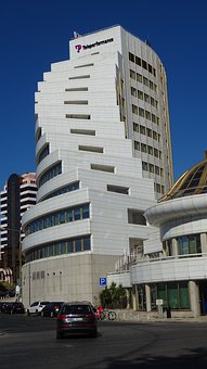 313583