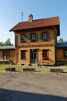 324920