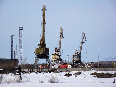 184700