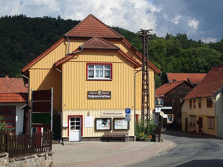 17003